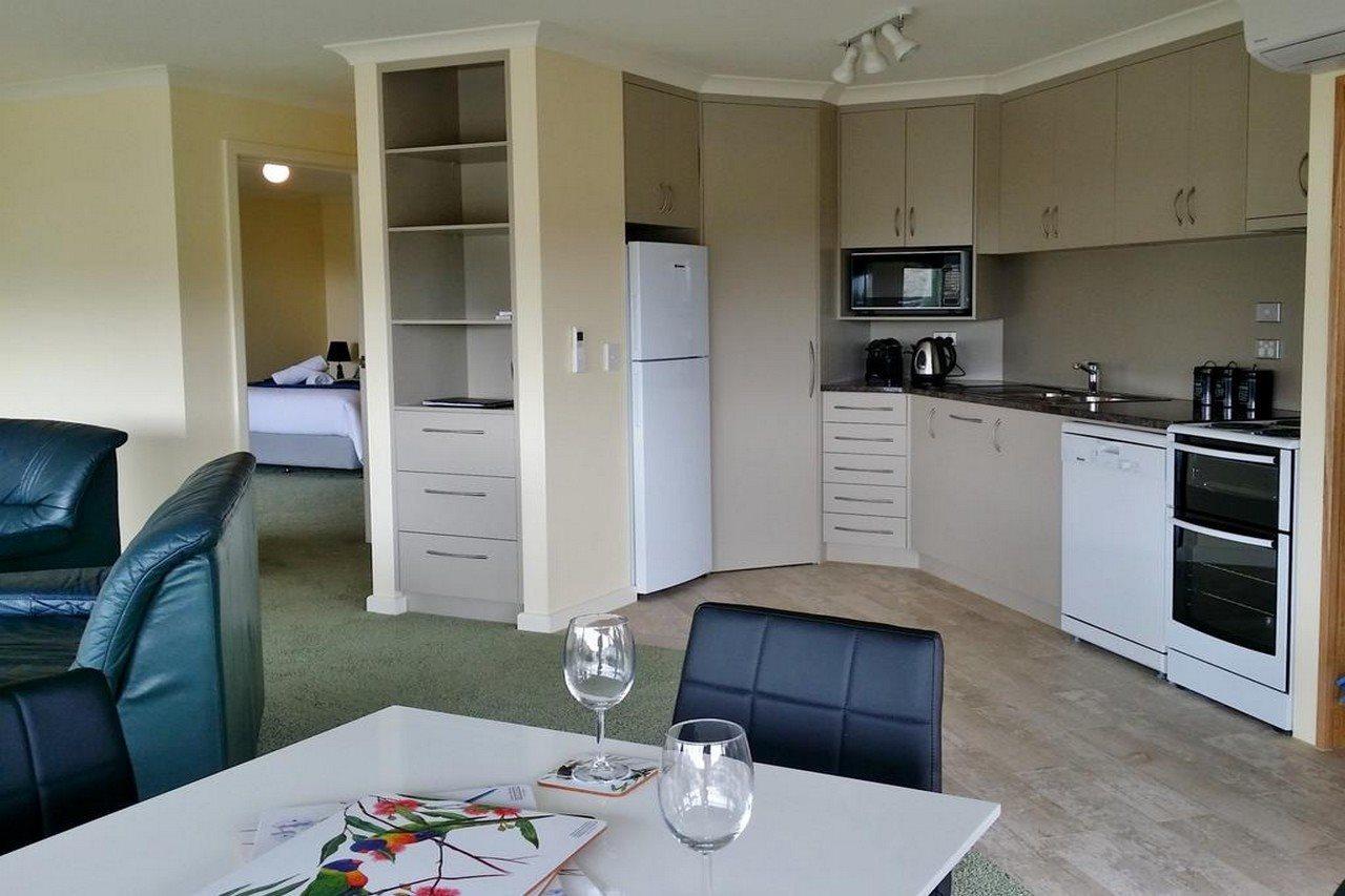 Beaulieu Apartment โคลส์เบย์ ภายนอก รูปภาพ